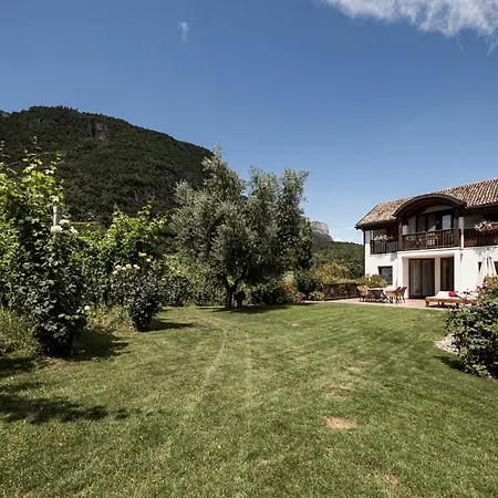 Weingut Weidlhof - & Breakfast - Vacation For Wine Lovers Caldaro