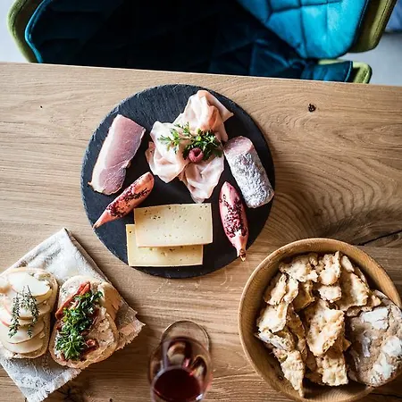 Weingut Weidlhof - & Breakfast - Vacation For Wine Lovers Penzion
